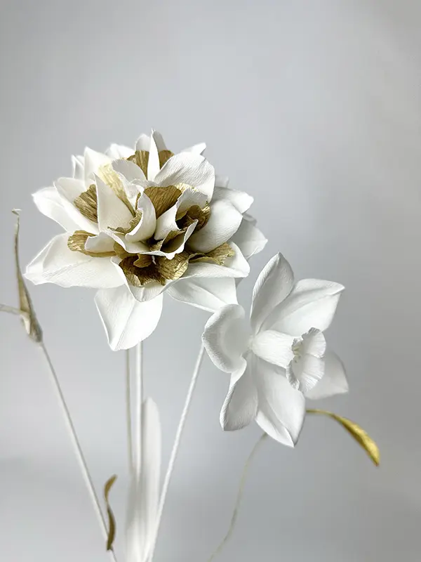 Infini Printemps, Floriculture de papier crêpé, narcisse